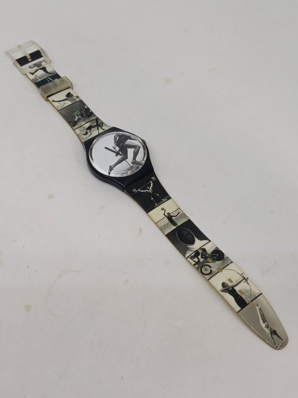 VINTAGE 1996 Swatch GB178 "Olympic Portraits" Unisex 34mm Swiss Watch PLS READ